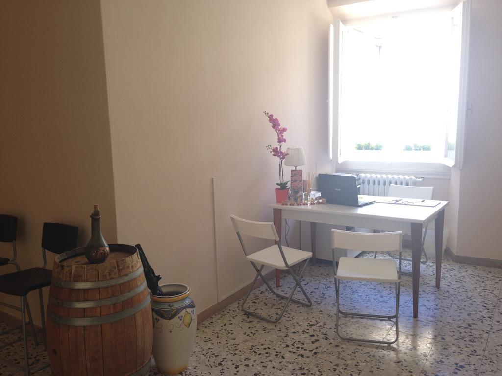 Guest House Be Happy! Florence Exterior photo