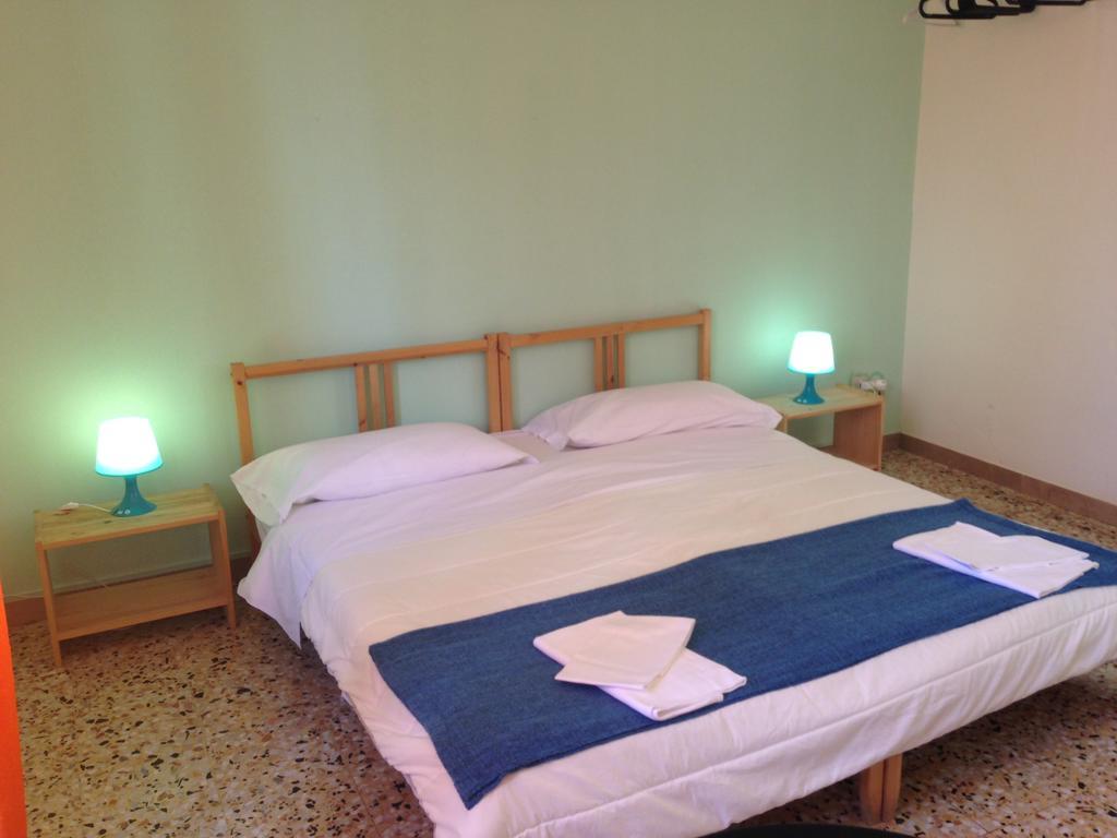 Guest House Be Happy! Florence Exterior photo